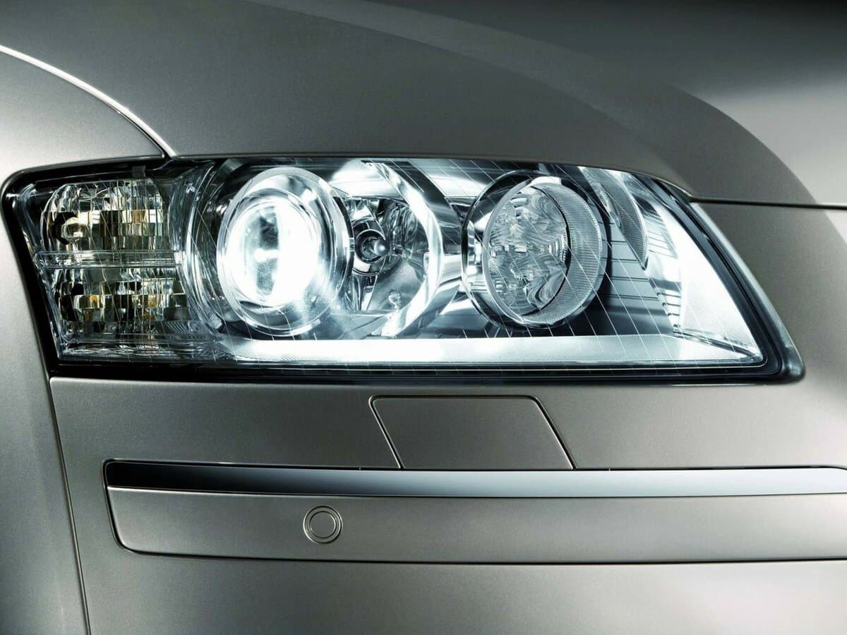 Audi A8 II (D3) Restayling 2 — Fara