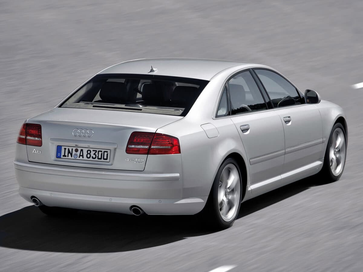 Audi A8 II (D3) Restayling 2 — 3/4 arxadan