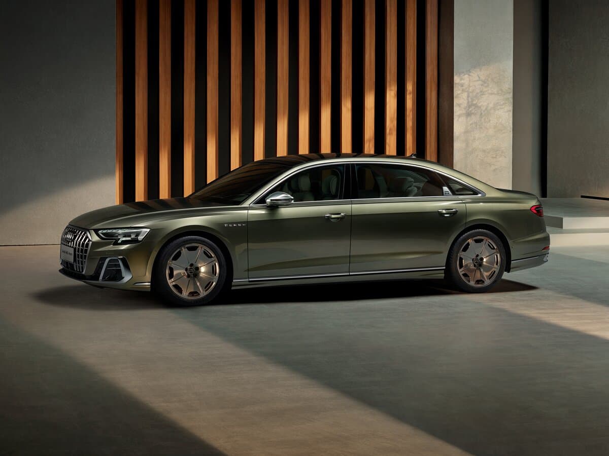 Audi A8 IV (D5) Restayling — Yandan