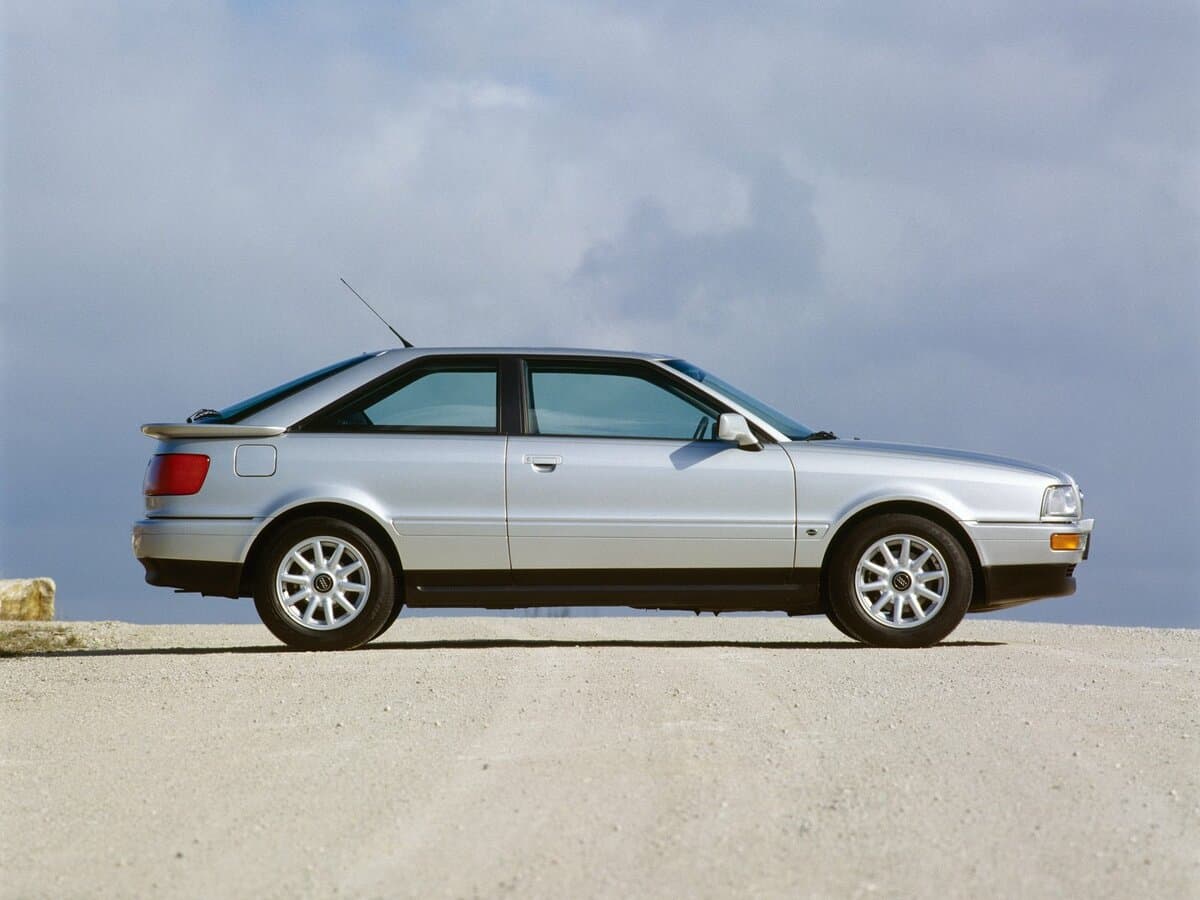 Audi Coupe II (B3) Restayling — Yandan