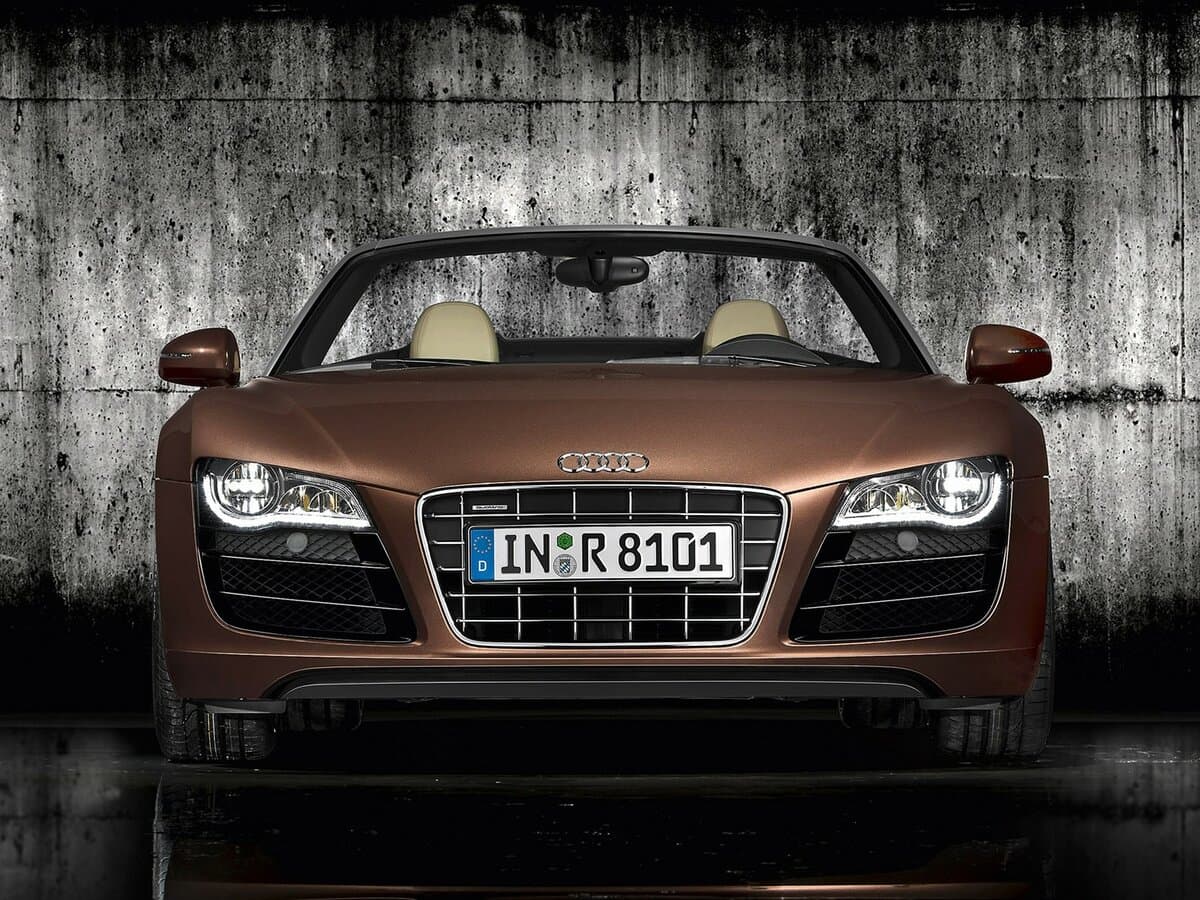 Audi R8 I (Typ 42) — Öndən