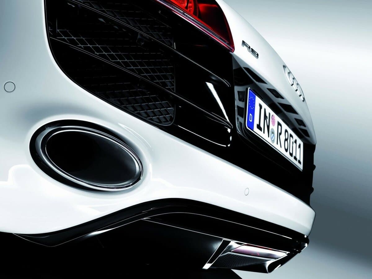 Audi R8 I (Typ 42) — Salon, öndən