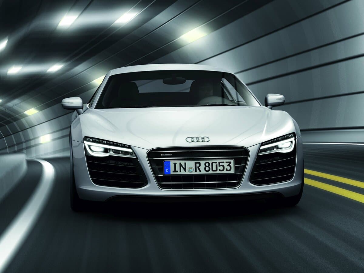 Audi R8 I (Typ 42) Restayling — Öndən