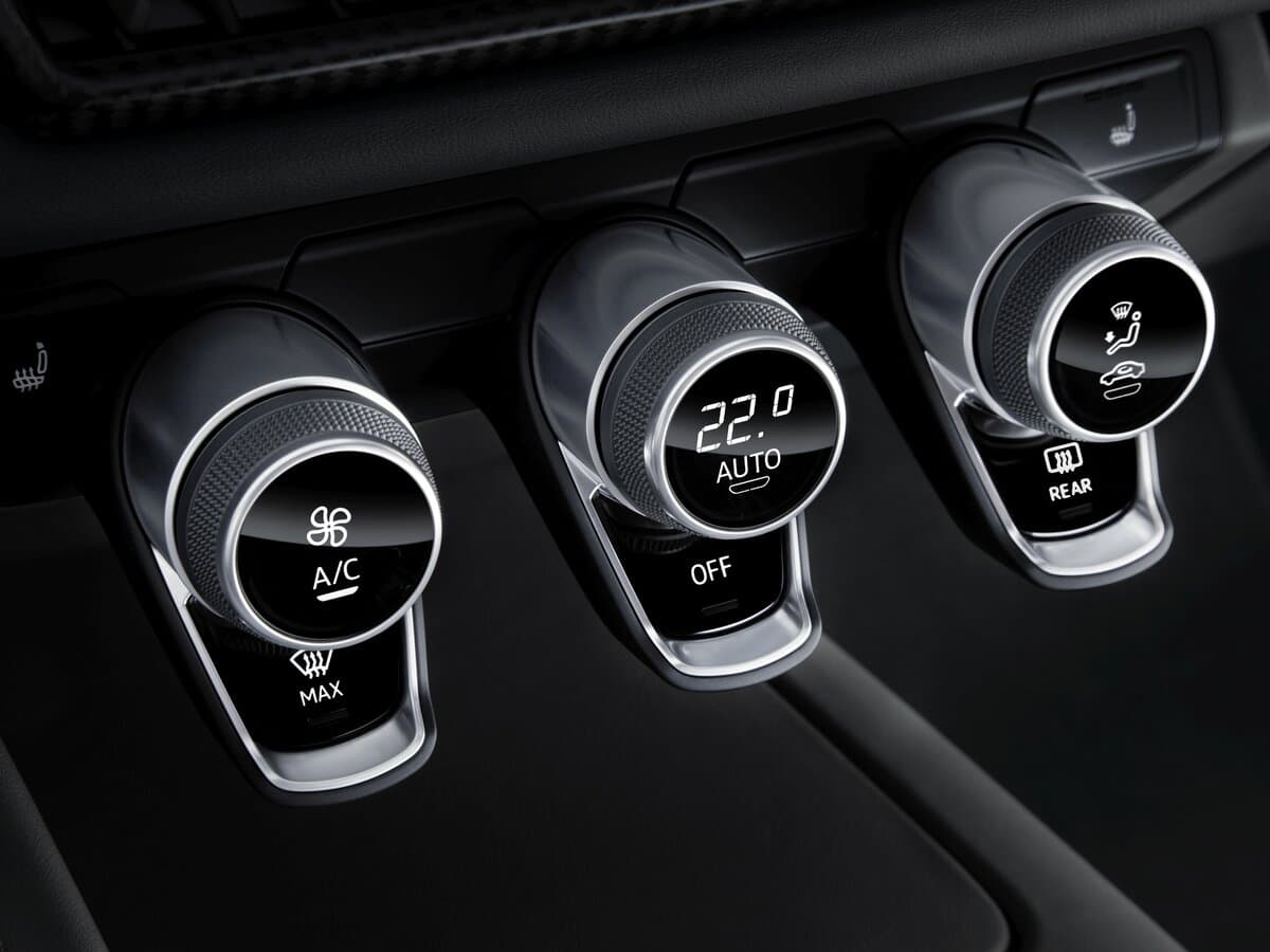 Audi R8 II (4S) — Salon, öndən