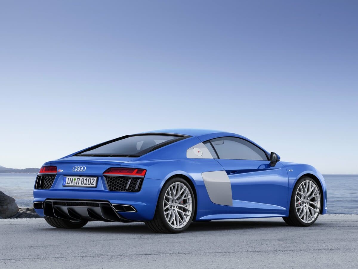 Audi R8 II (4S) — 3/4 arxadan
