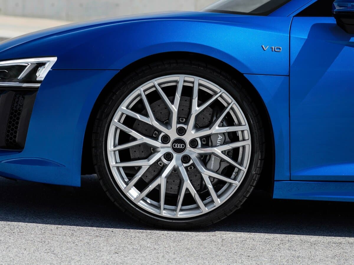 Audi R8 II (4S) — Təkər