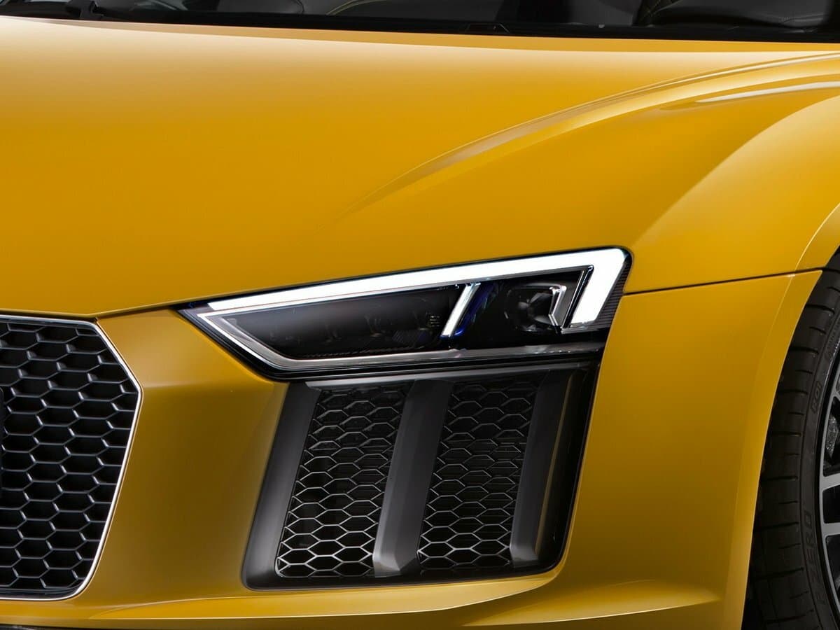 Audi R8 II (4S) — Fara