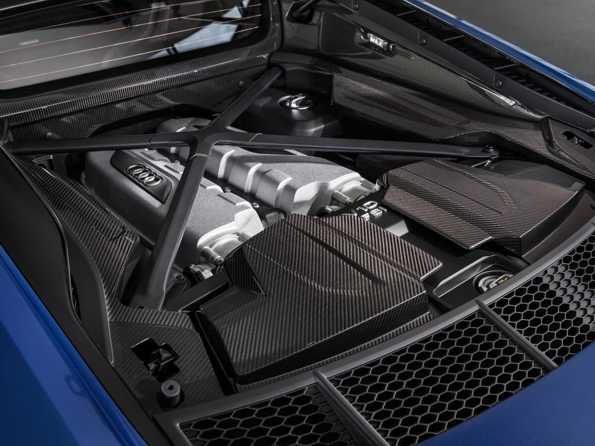 Audi R8 II (4S) Restayling — Salon, arxadan