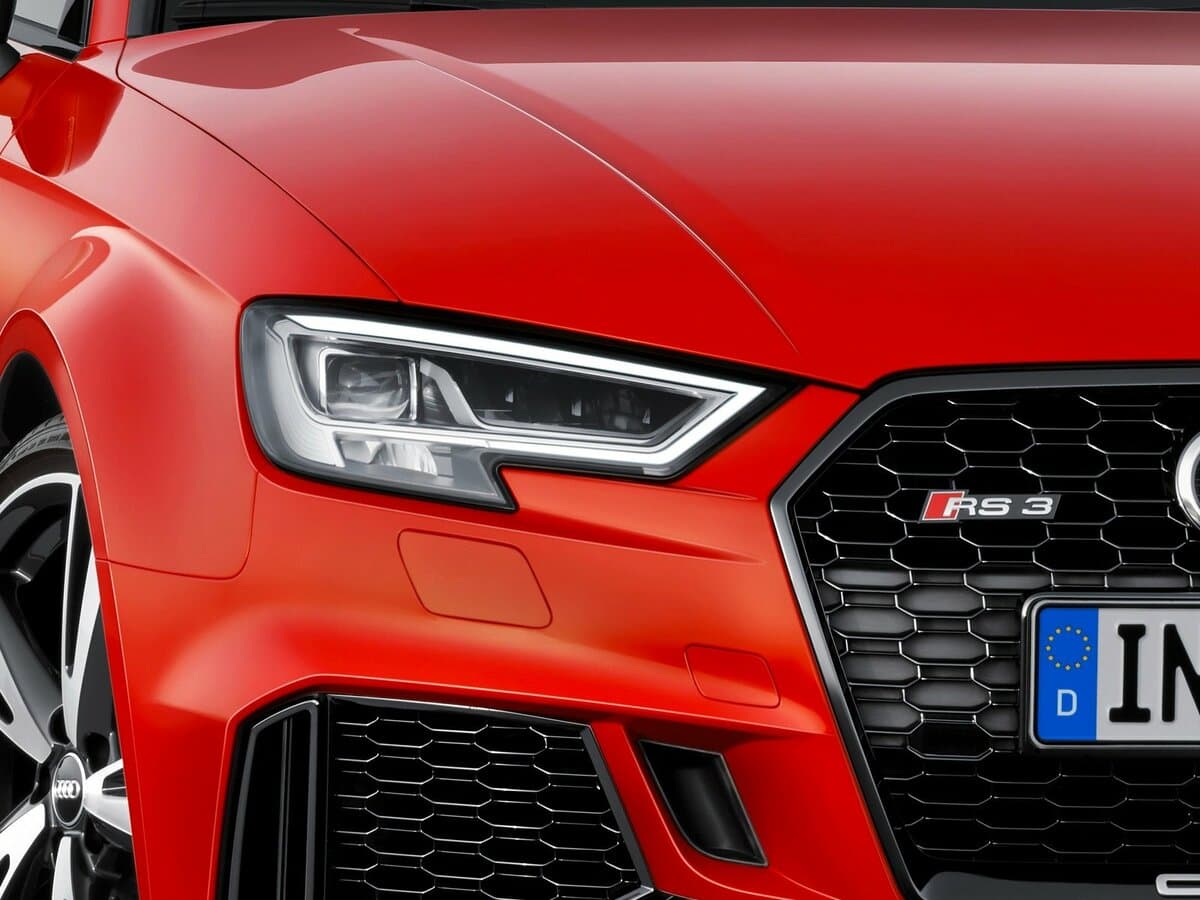 Audi RS 3 II (8V) Restayling — Fara