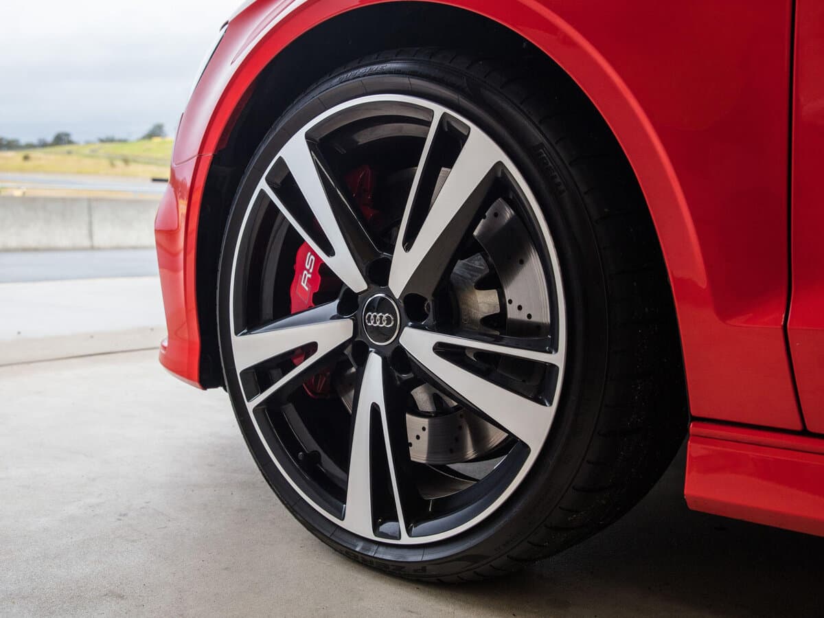Audi RS 3 II (8V) Restayling — Təkər