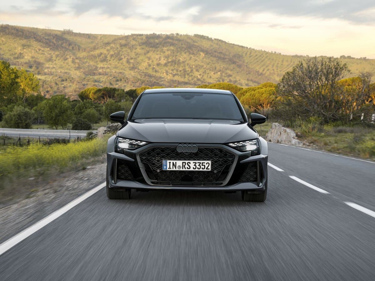 Audi RS 3 III (8Y) Restayling — Öndən