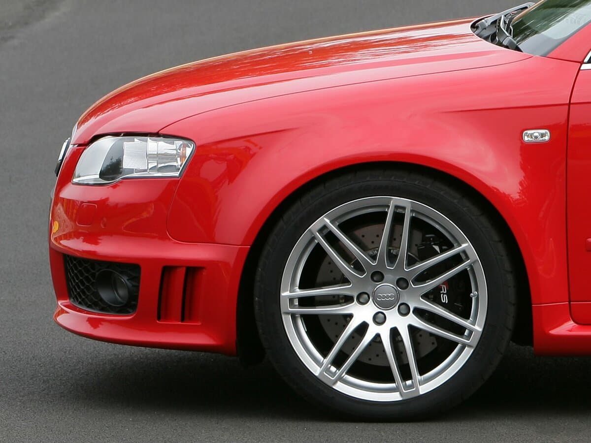 Audi RS 4 II (B7) — Təkər
