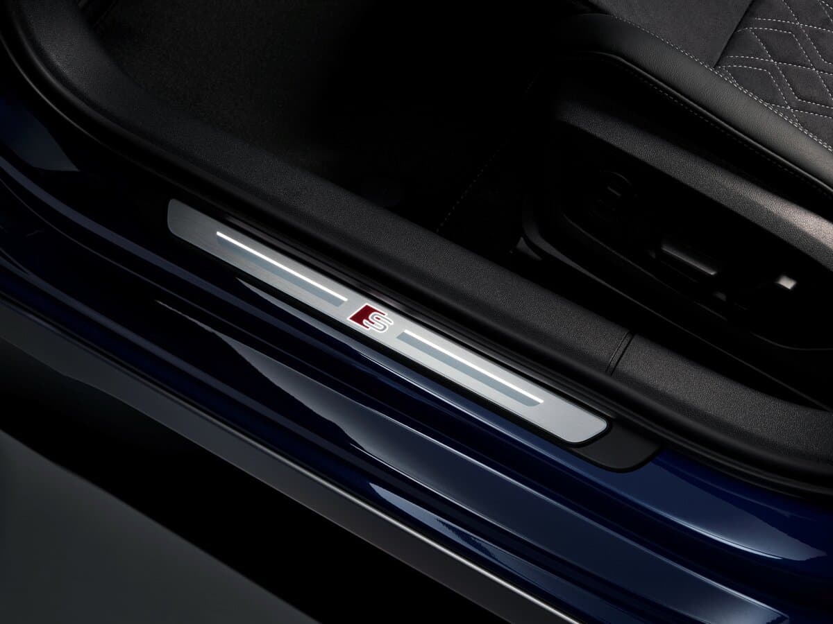Audi S3 IV (8Y) Restayling — Salon, öndən
