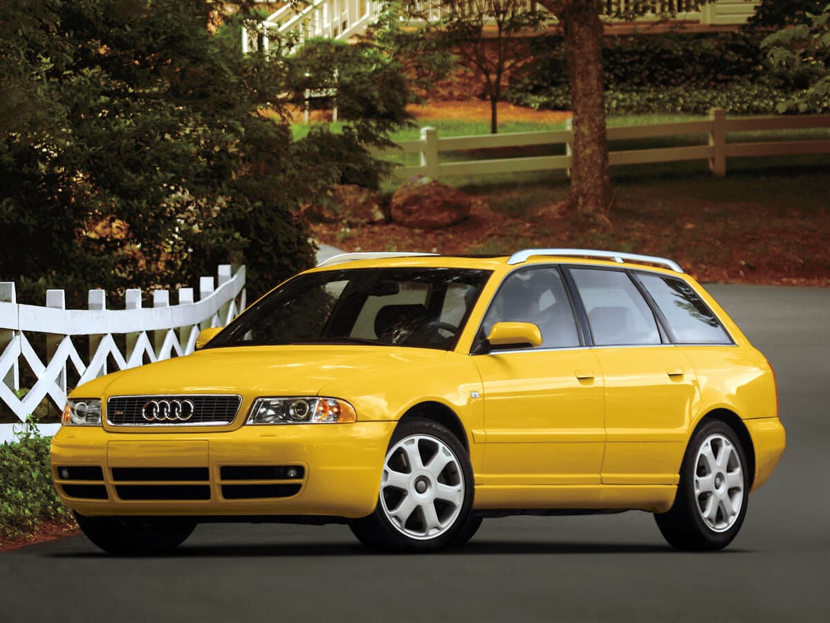 Audi S4 I (B5) — Əsas şəkil