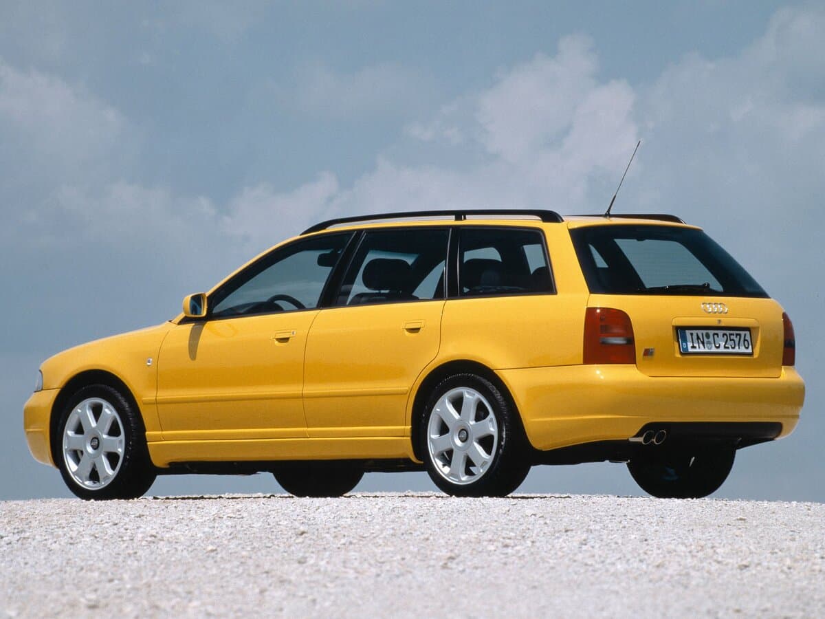 Audi S4 I (B5) — 3/4 arxadan