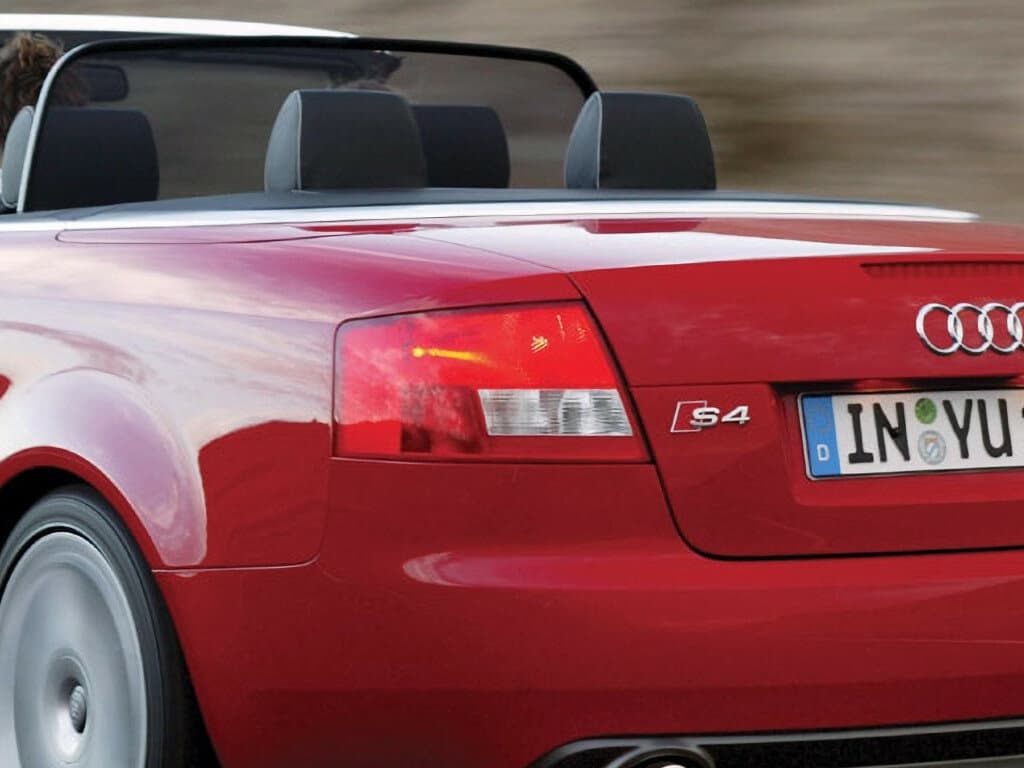 Audi S4 II (B6) — Detal