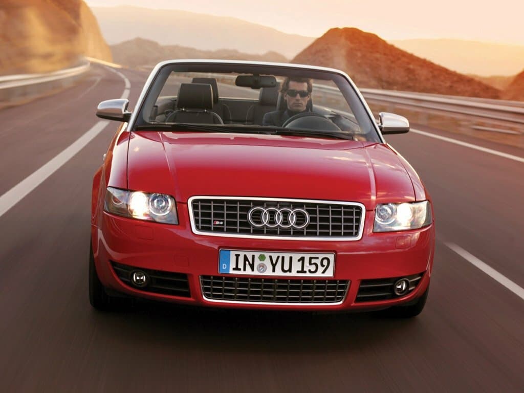 Audi S4 II (B6) — Öndən