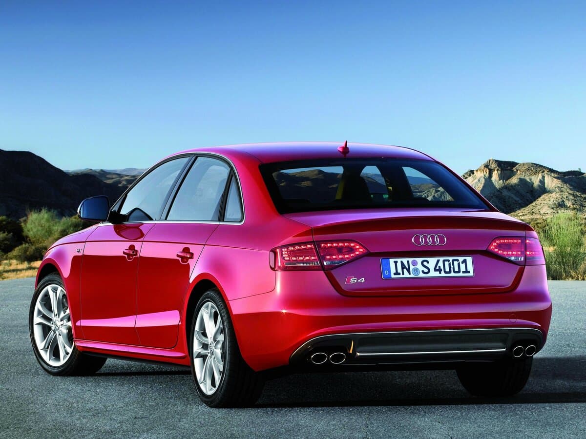 Audi S4 IV (B8) — 3/4 arxadan