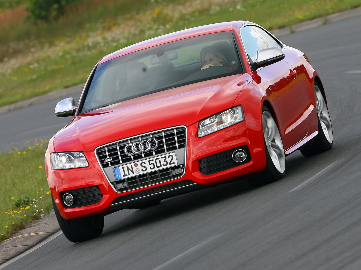 Audi S5 I (8T) — Öndən