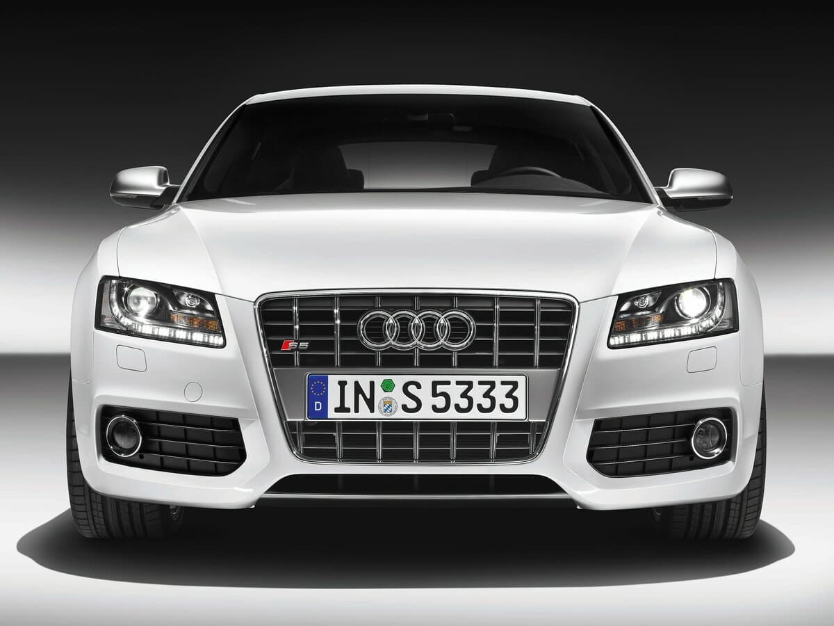 Audi S5 I (8T) — Öndən
