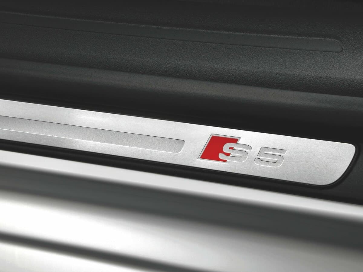 Audi S5 I (8T) — Salon, öndən