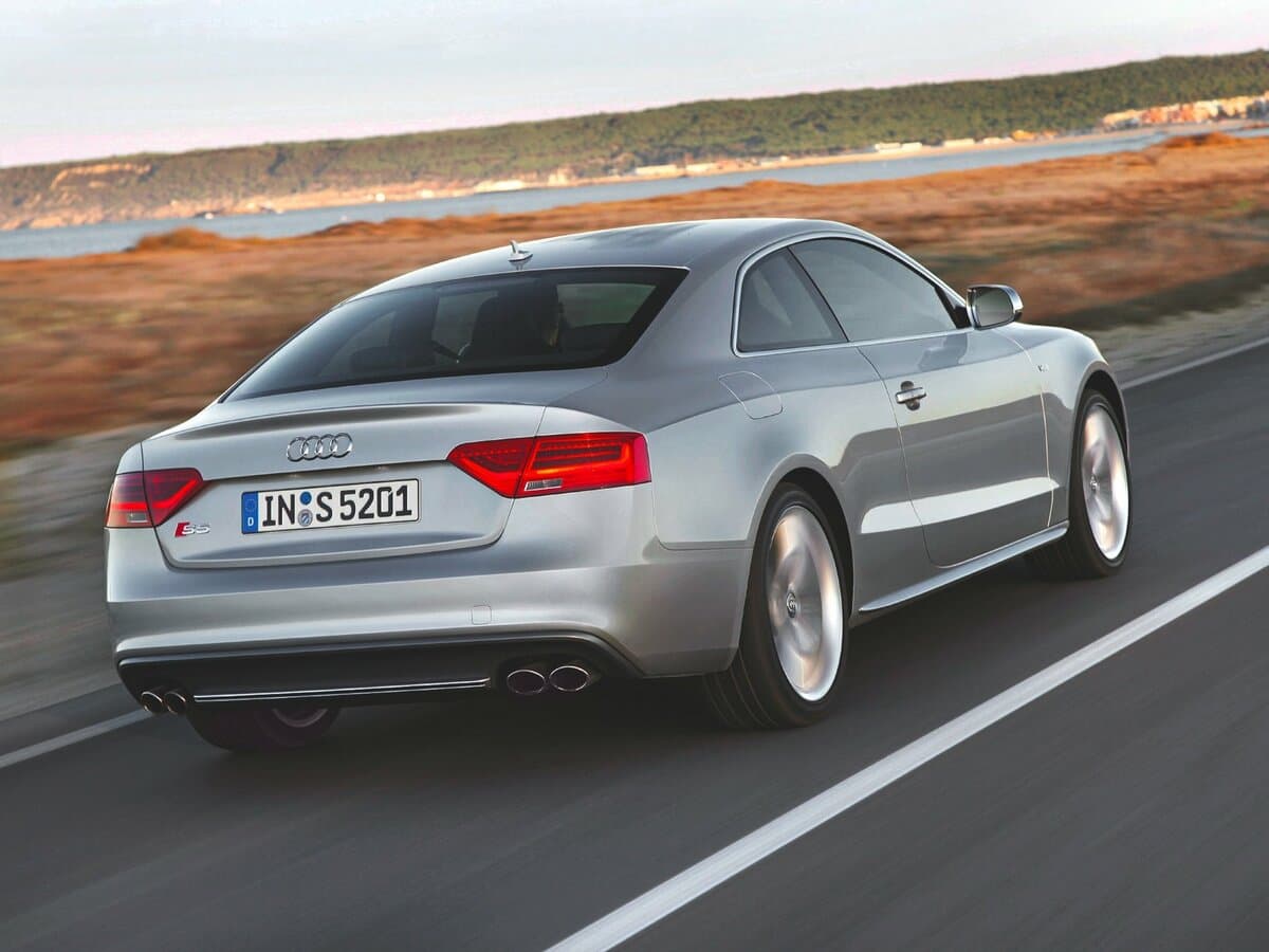 Audi S5 I (8T) Restayling — 3/4 arxadan