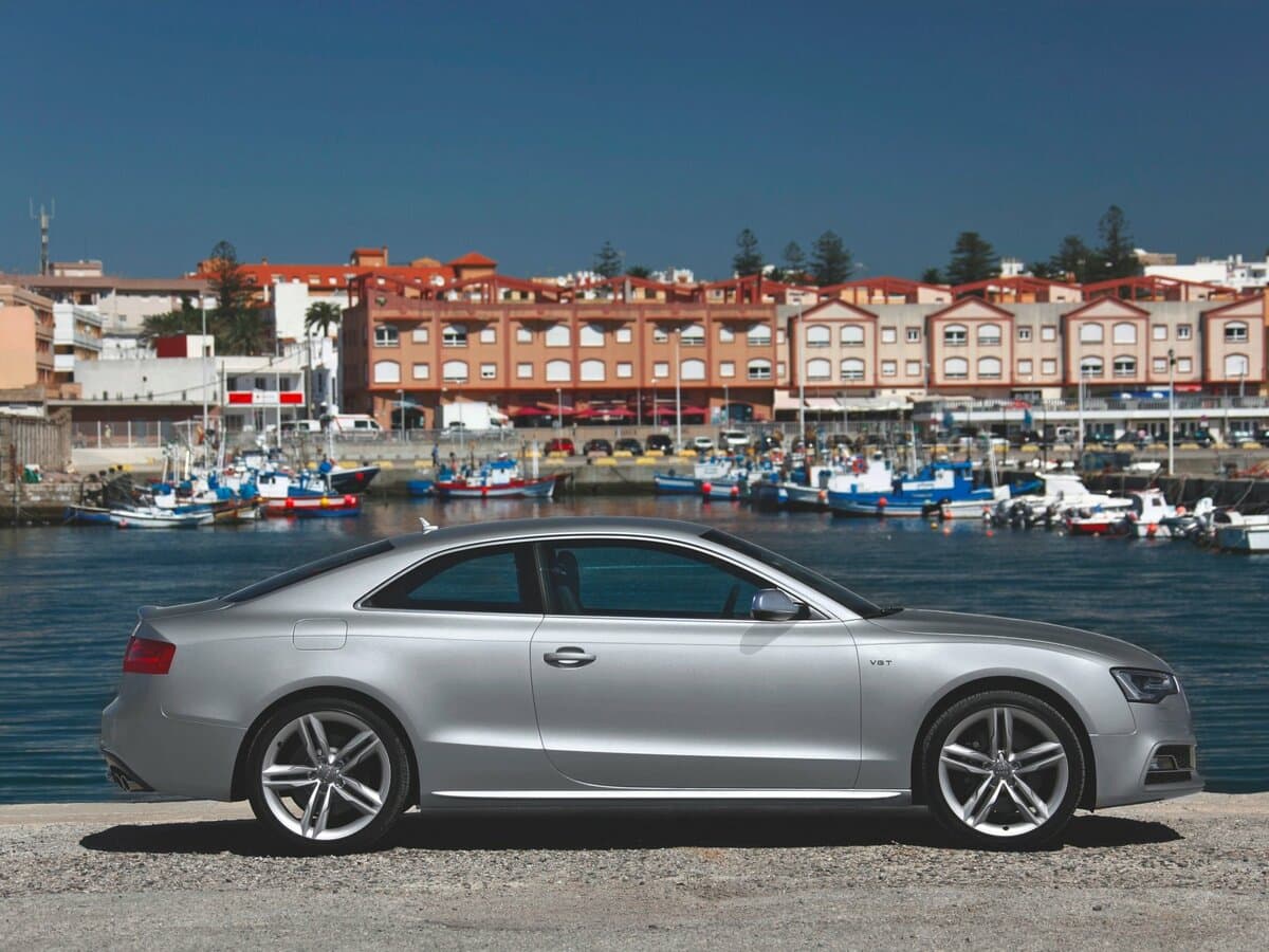 Audi S5 I (8T) Restayling — Yandan