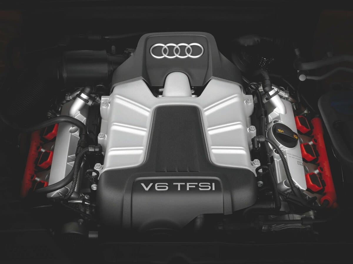 Audi S5 I (8T) Restayling — Salon, arxadan