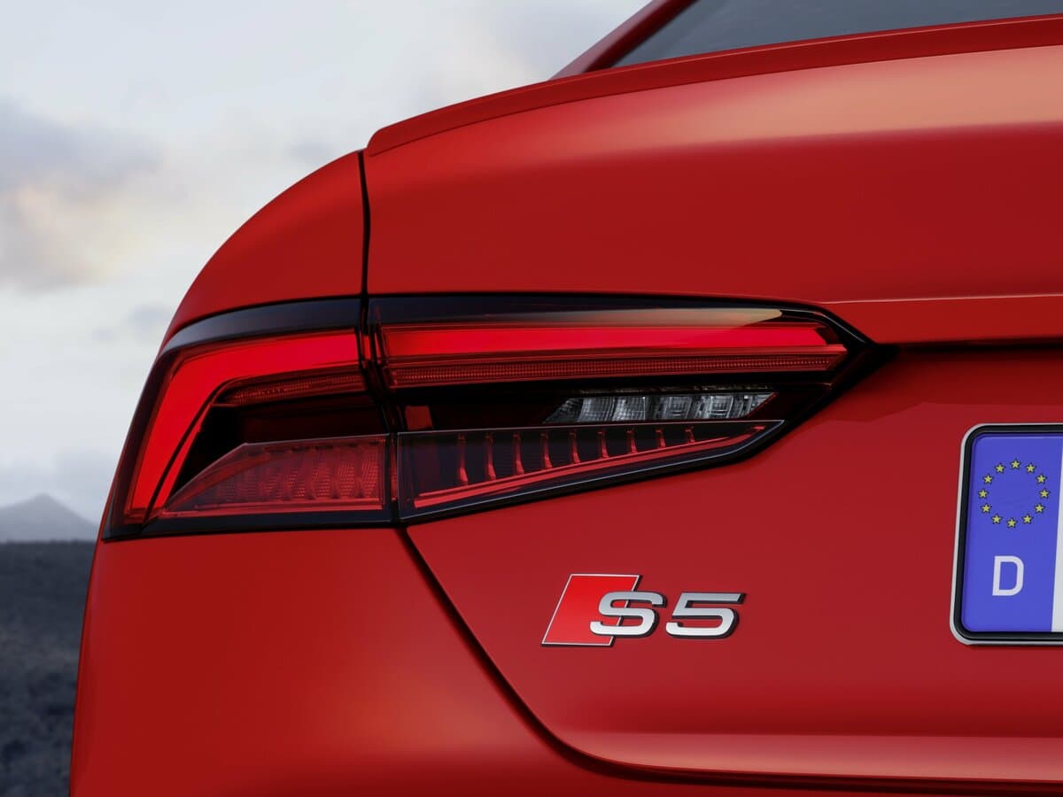 Audi S5 II (F5) — Detal