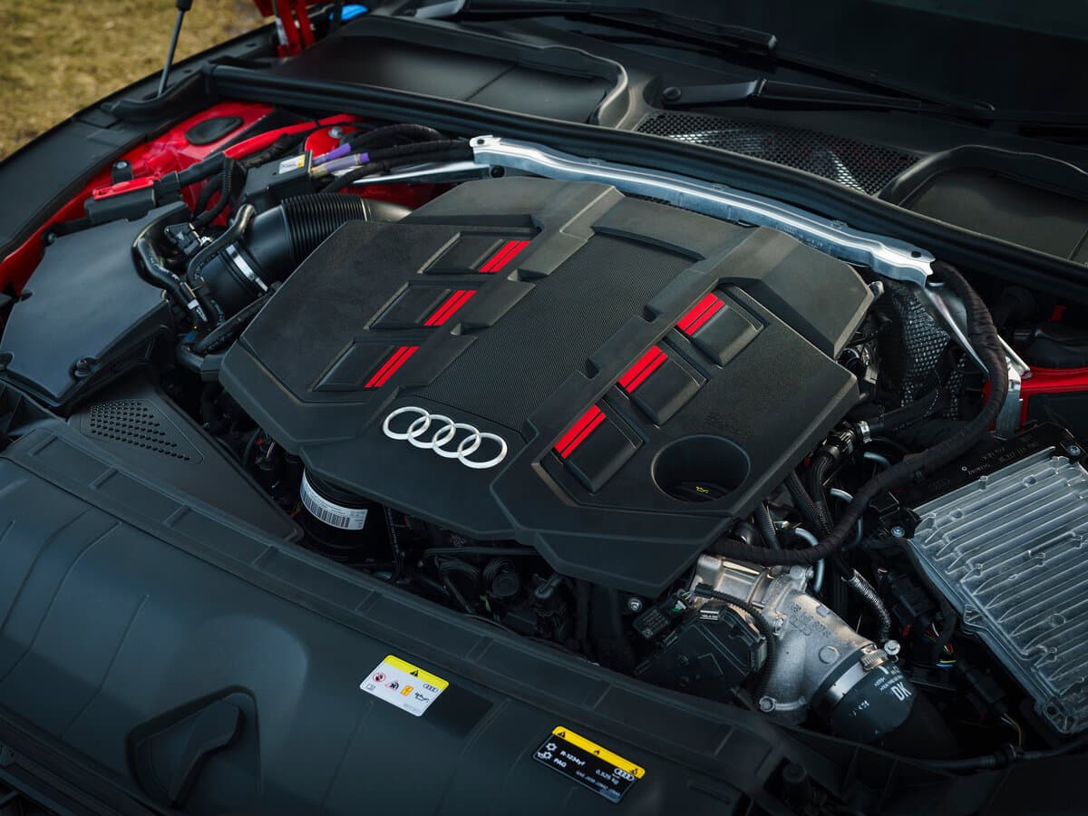 Audi S5 II (F5) Restayling — Salon, arxadan