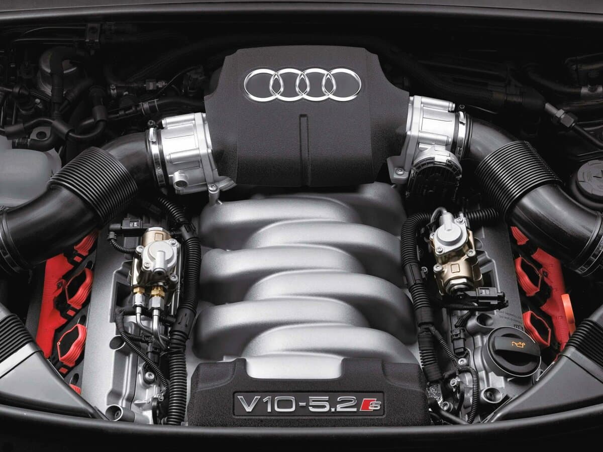 Audi S6 III (C6) — Salon, öndən