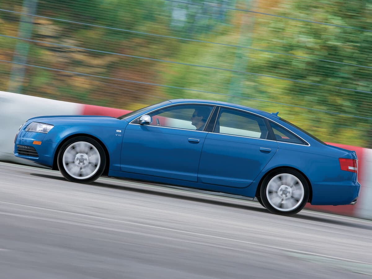 Audi S6 III (C6) — Yandan