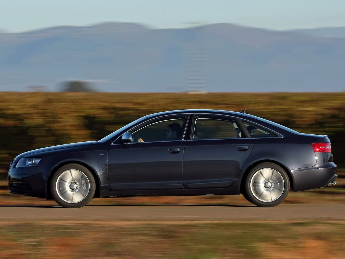 Audi S6 III (C6) Restayling — Yandan