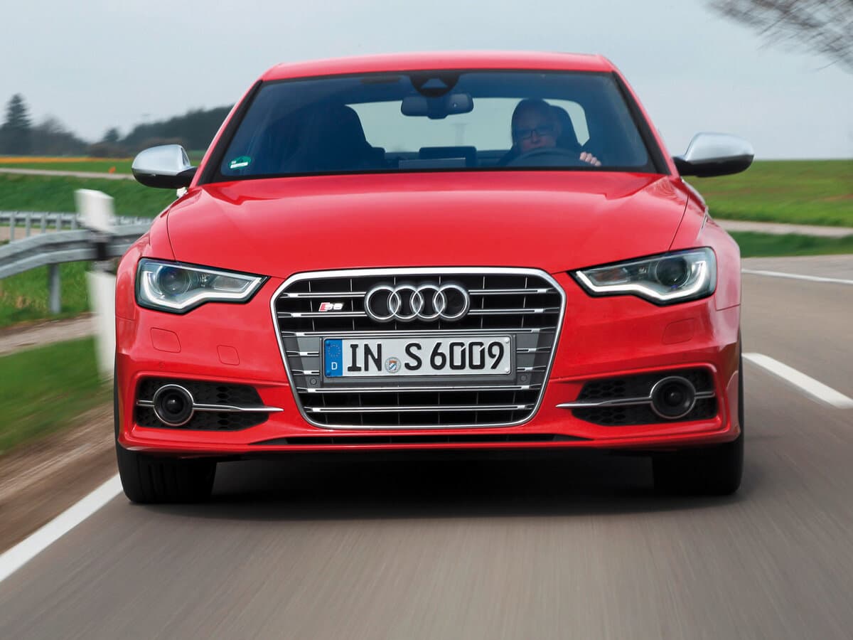 Audi S6 IV (C7) — Öndən