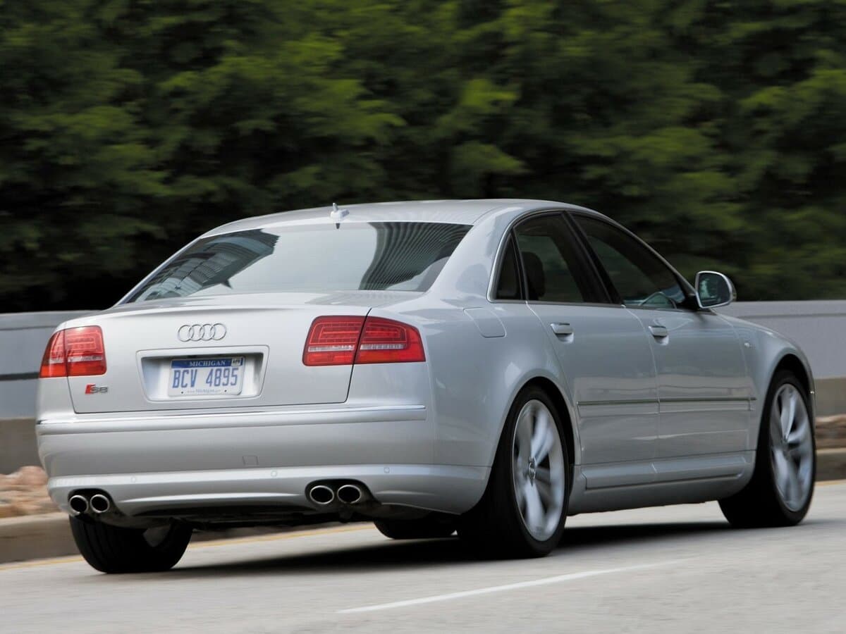 Audi S8 II (D3) Restayling — 3/4 arxadan