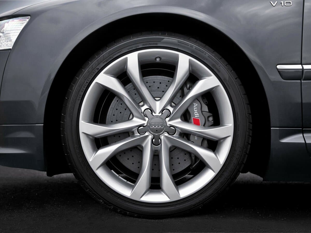 Audi S8 II (D3) Restayling — Təkər
