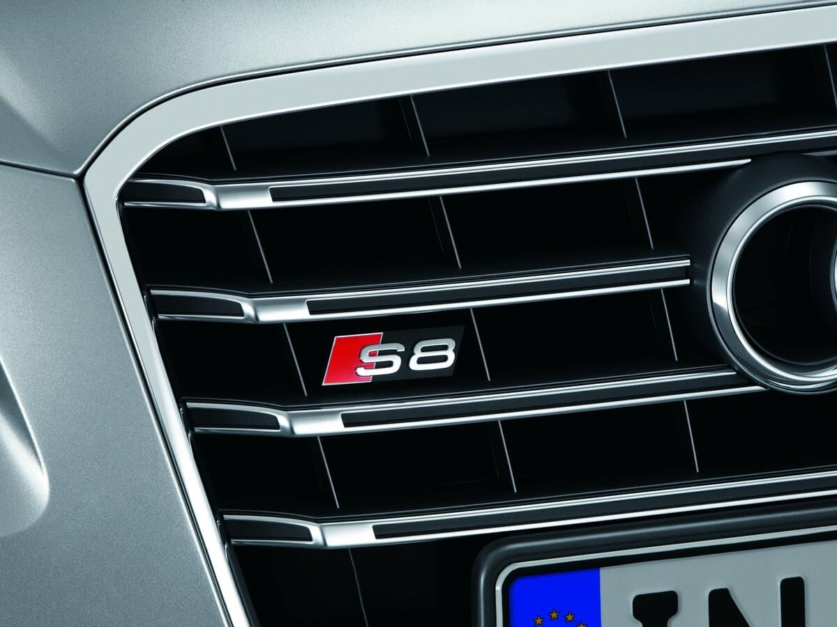 Audi S8 III (D4) — Salon, arxadan