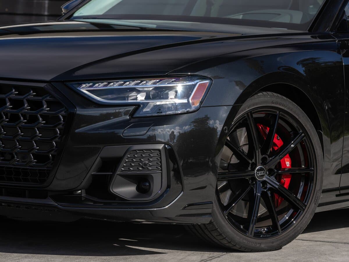 Audi S8 IV (D5) Restayling — Fara