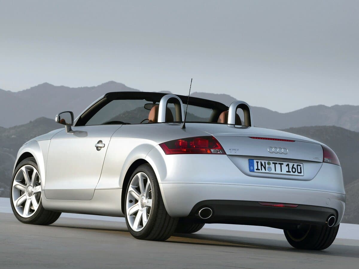 Audi TT II (8J) — 3/4 arxadan