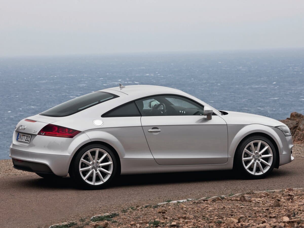 Audi TT II (8J) Restayling — Yandan