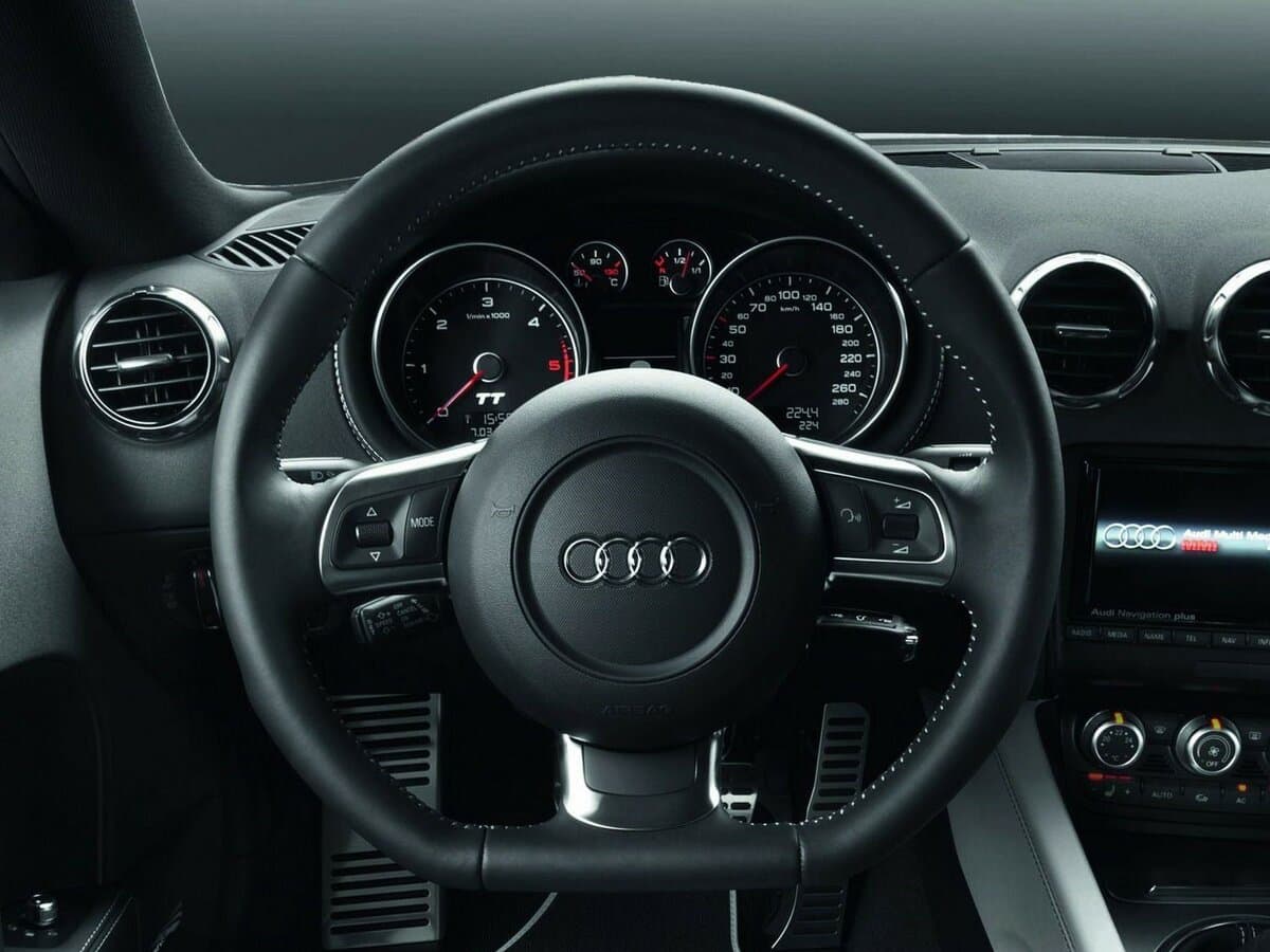 Audi TT II (8J) Restayling — Sükan