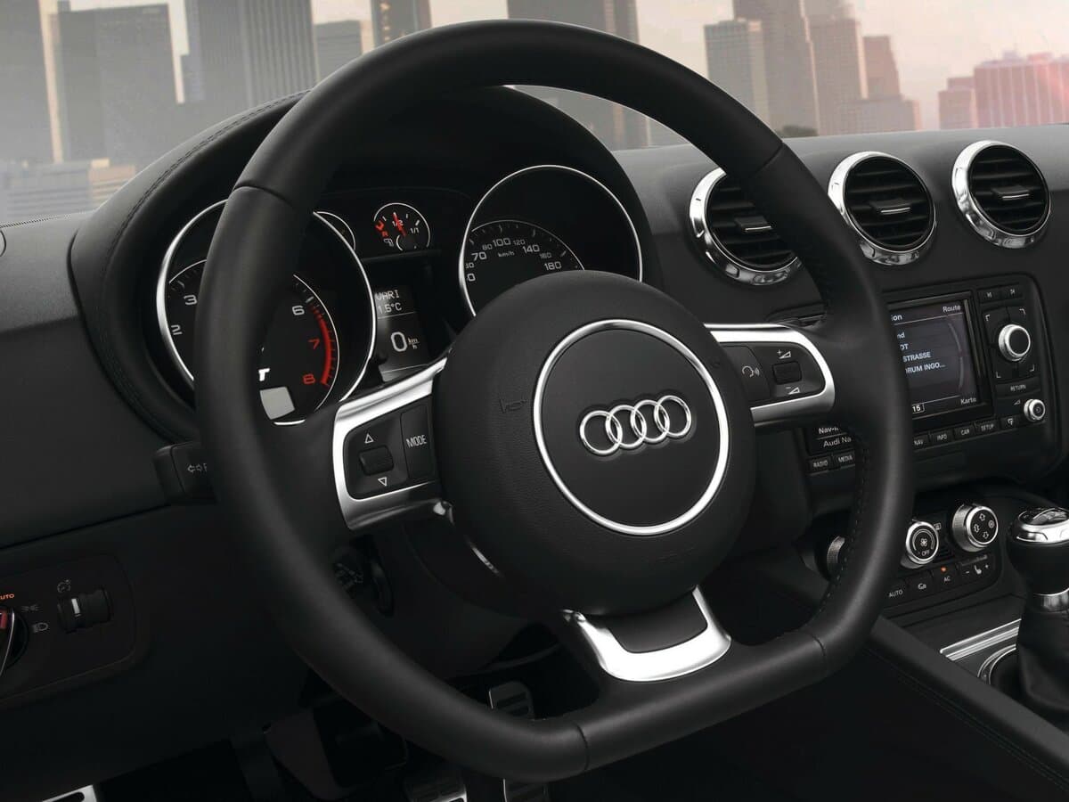 Audi TT II (8J) Restayling — Sükan