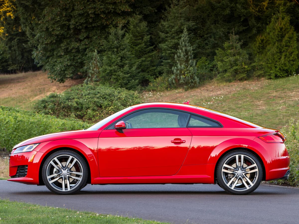 Audi TT III (8S) — Yandan