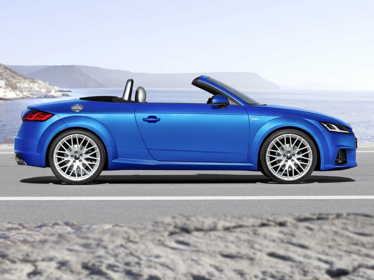 Audi TT III (8S) — Yandan