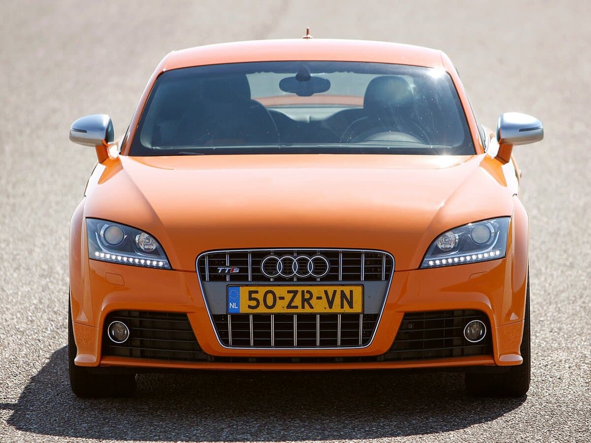 Audi TTS II (8J) — Öndən