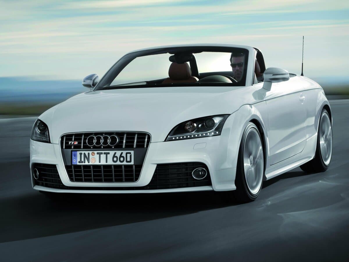 Audi TTS II (8J) — Öndən