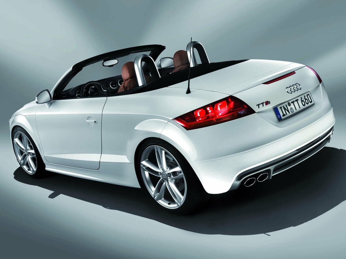 Audi TTS II (8J) — 3/4 arxadan