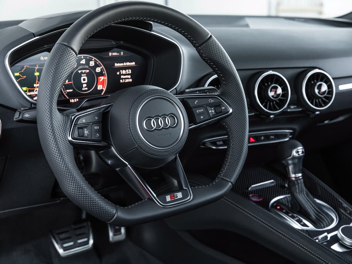 Audi TTS III (8S) Restayling — Sükan