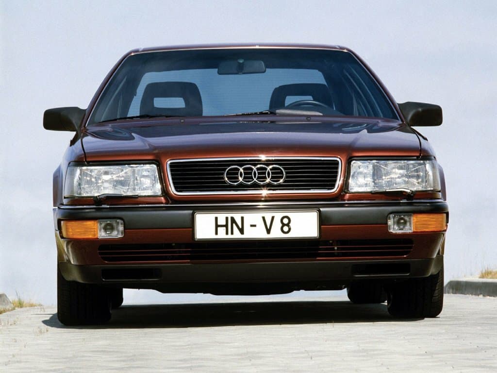 Audi V8 1988 – 1994 — Öndən