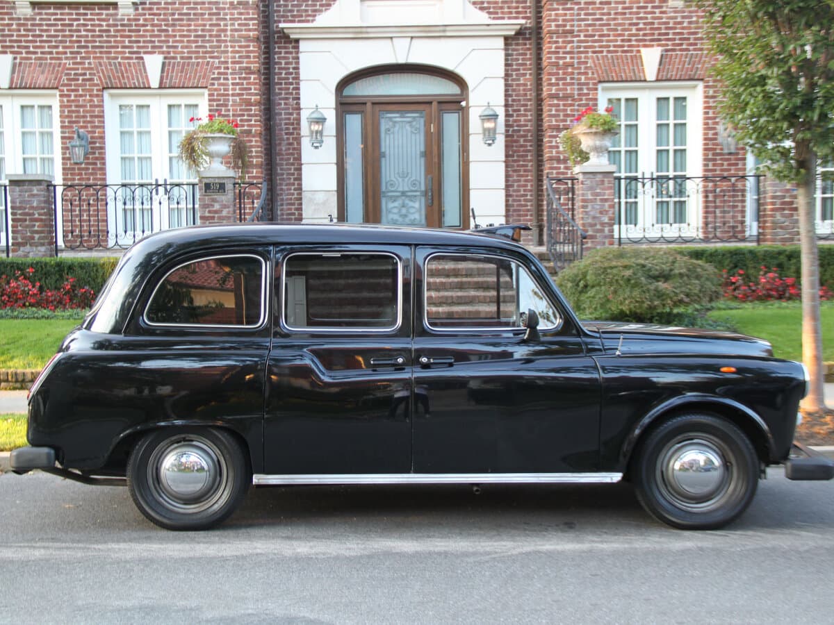 Austin FX4 1958 – 1982 — Yandan